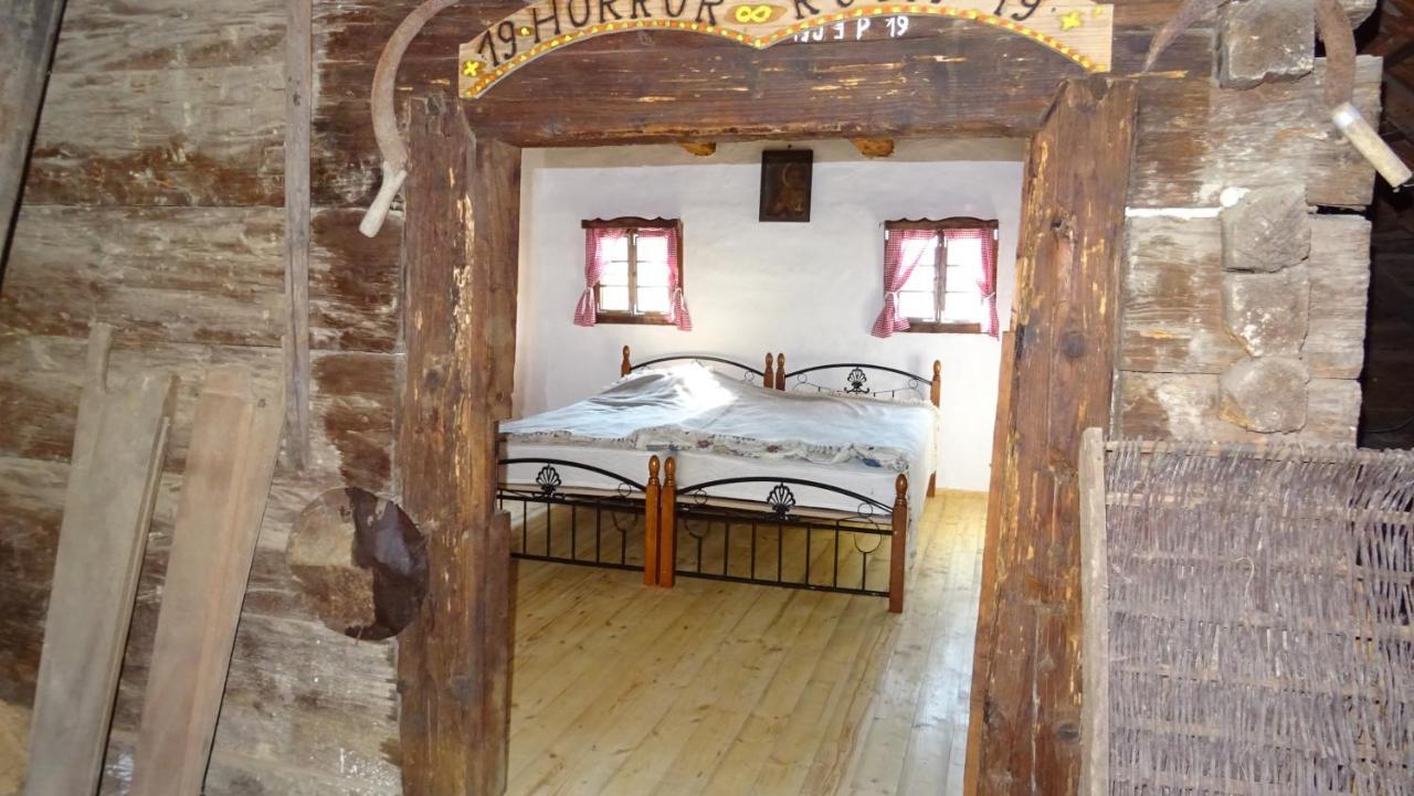 Homestay Kapl Ledinek Exteriör bild