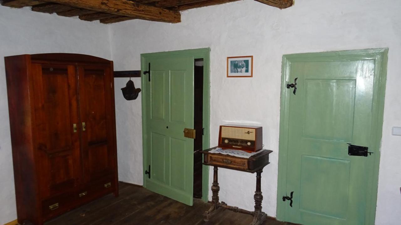 Homestay Kapl Ledinek Exteriör bild
